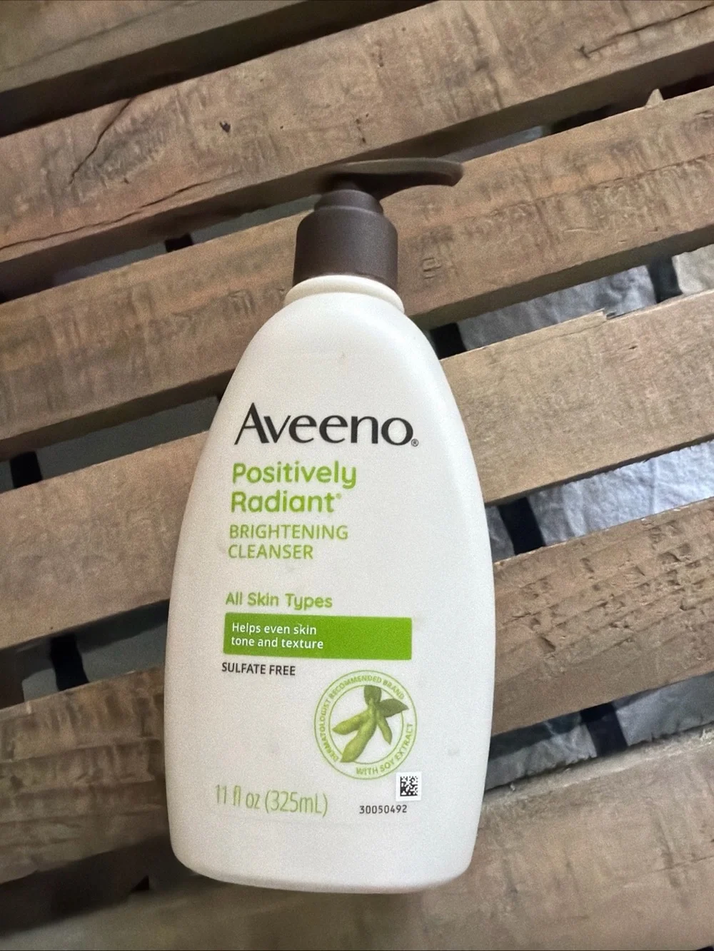 Aveeno Positively Radiant Brightening Cleanser —3 bottle bundle